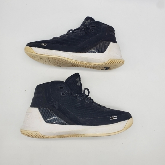 UNDER ARMOUR CURRY 3 Basketball Sneakers Size 7 Youth Shoes Black - Picture 10 of 11